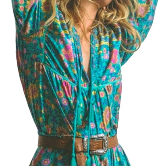 R. Vivimos Bohemian Floral Dress - Picture 4 of 16